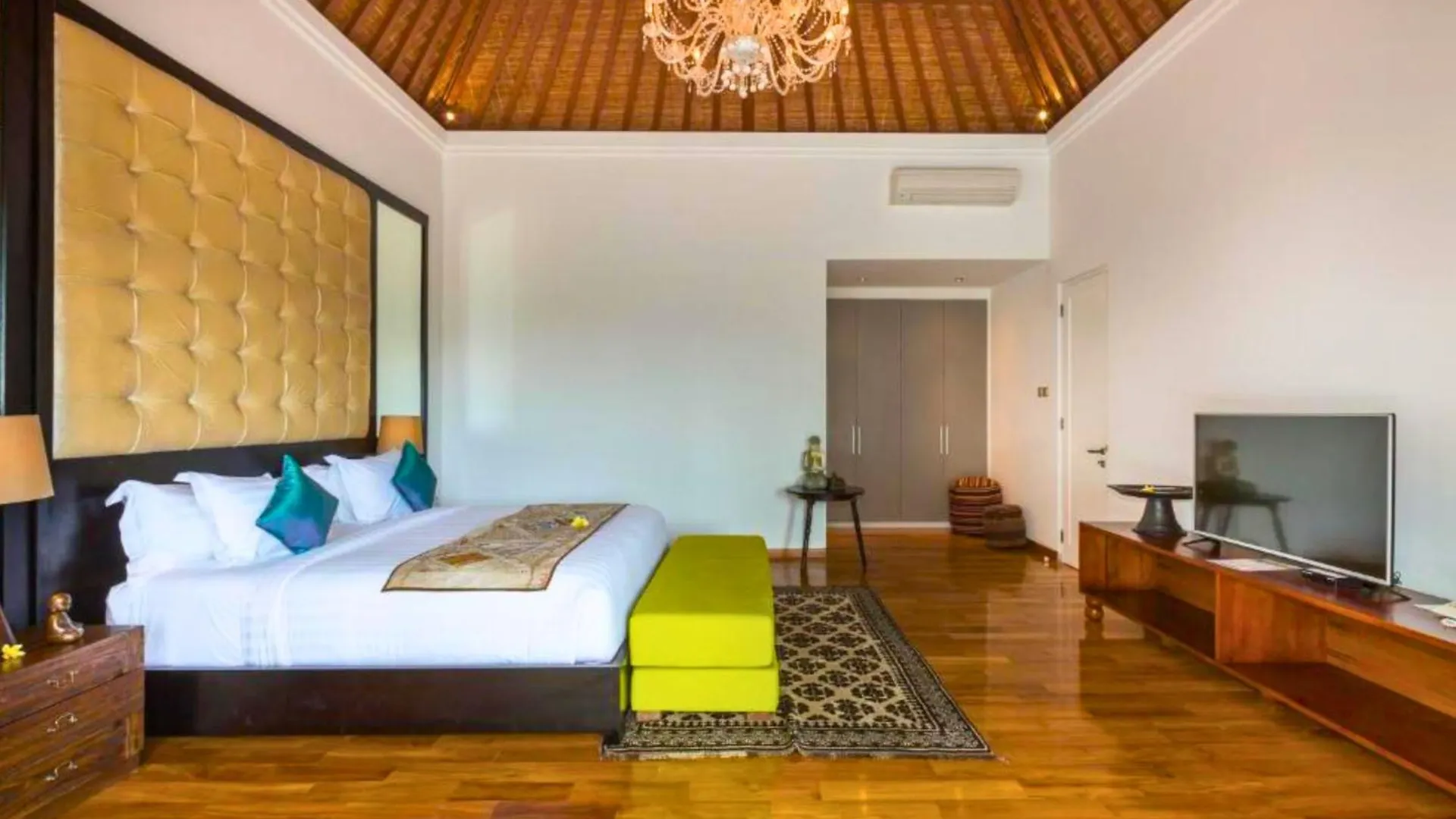 Janya 3 Bedroom Private Pool Villa Zn158 Canggu  Indonesia