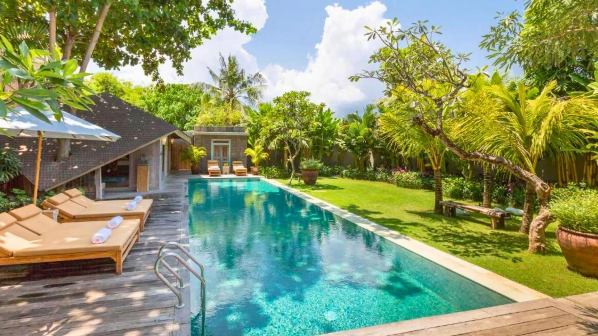 Janya 3 Bedroom Private Pool Villa Zn158 Canggu  Indonesia
