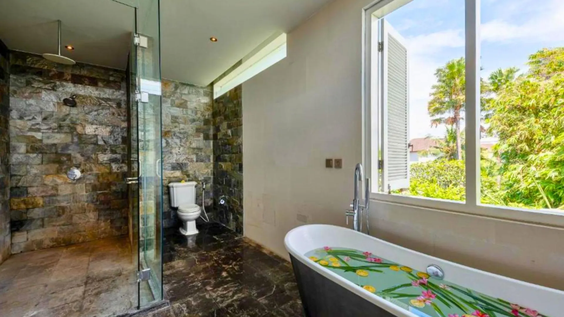 Janya 3 Bedroom Private Pool Villa Zn158 Canggu  Canggu (Bali)